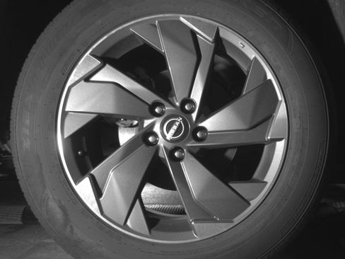 Used 2025 Nissan Rogue SV image 15