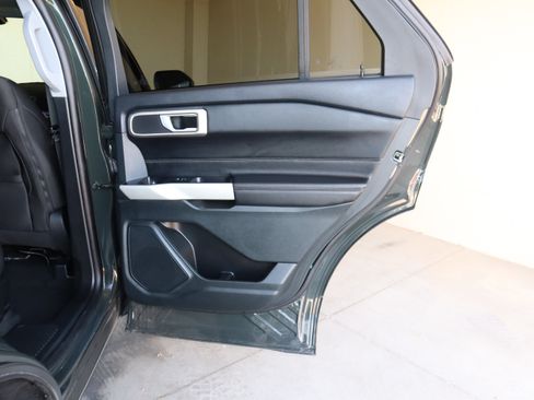 Certified 2023 Ford Explorer XLT RWD image 45