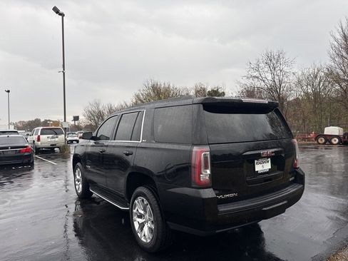 Used 2018 GMC Yukon SLT image 3
