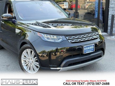 Used 2018 Land Rover Discovery HSE Luxury AWD/4WD image 2