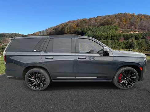 Used 2022 Cadillac Escalade Sport Platinum image 8