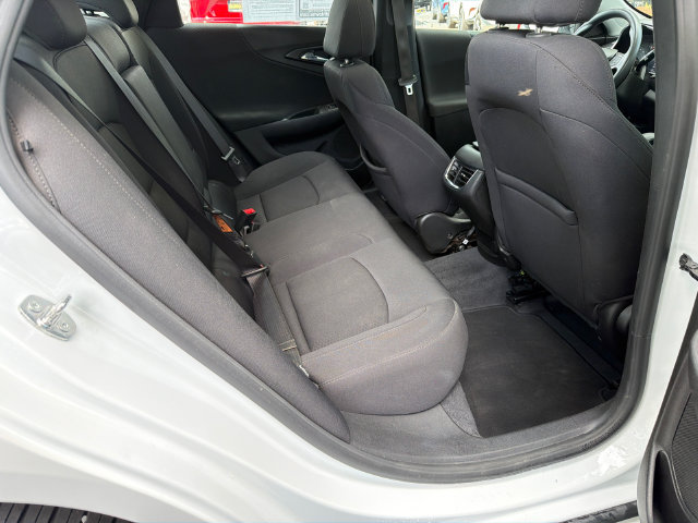 Used 2022 Chevrolet Malibu LT FWD image 15