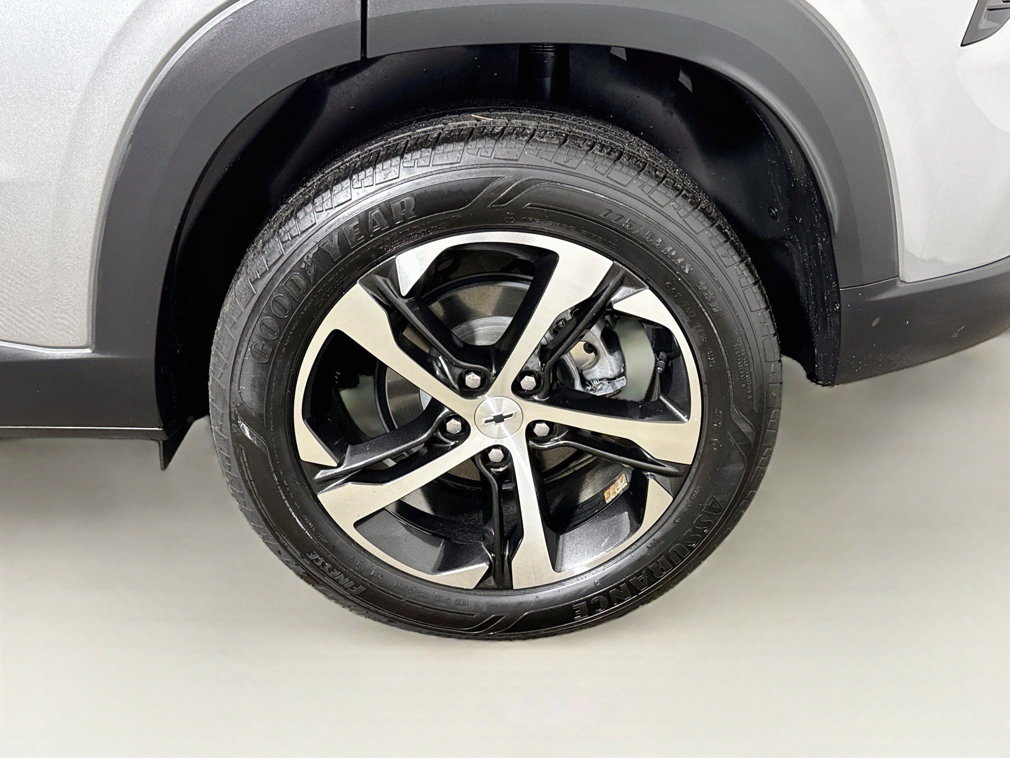 Used 2024 Chevrolet Trax RS FWD image 26