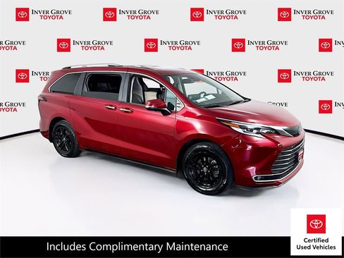 Certified 2023 Toyota Sienna Platinum AWD/4WD image 3