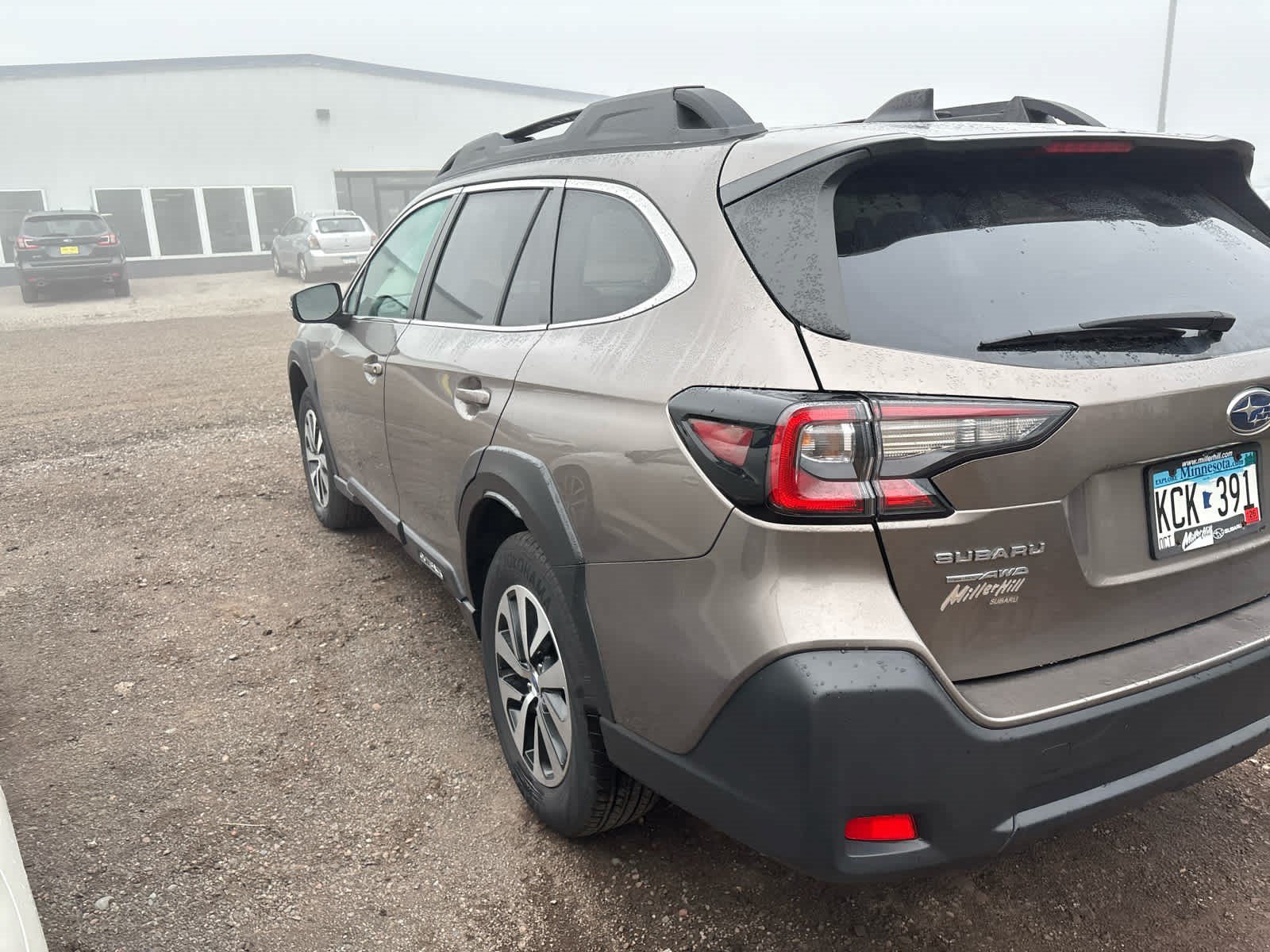 Used 2024 Subaru Outback Premium AWD/4WD image 8