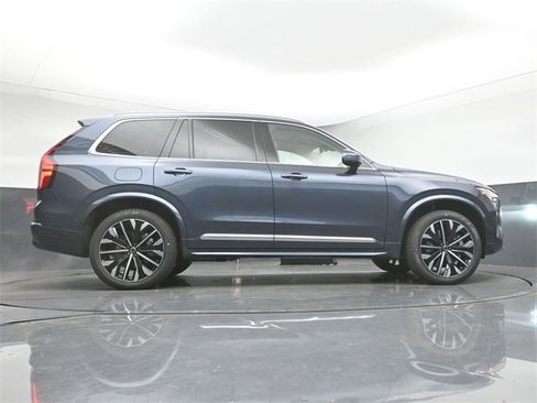 New 2026 Volvo XC90 T8 Ultra image 44