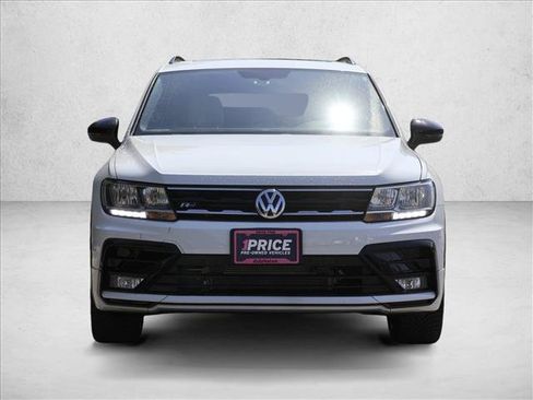Used 2021 Volkswagen Tiguan SE R-Line FWD image 2