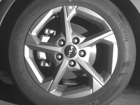 Used 2025 Kia K4 LXS image 12