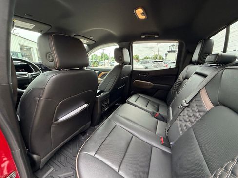 Used 2026 GMC Canyon Denali AWD/4WD image 25