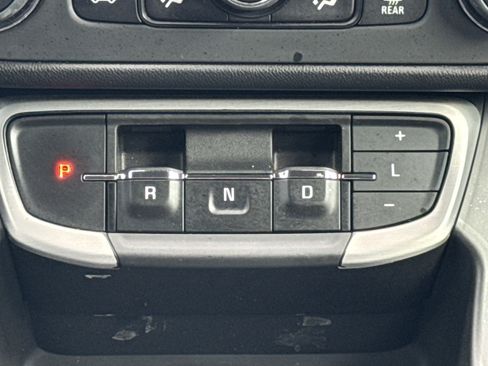 Used 2023 GMC Terrain SLE w/ Driver Convenience Package FWD image 25