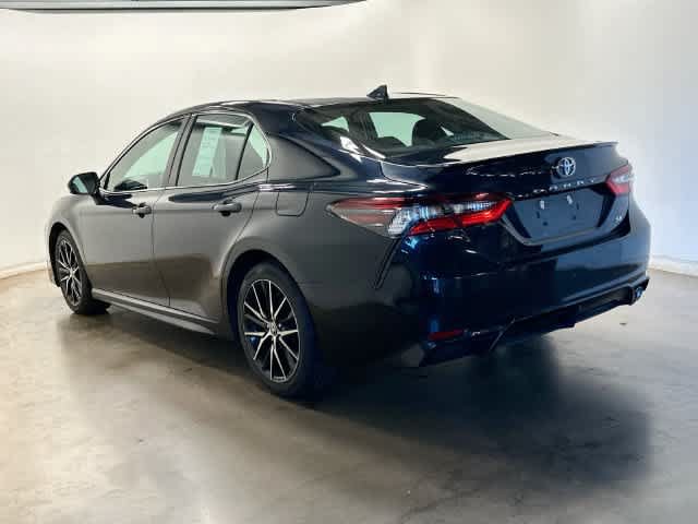 Used 2021 Toyota Camry SE FWD image 20