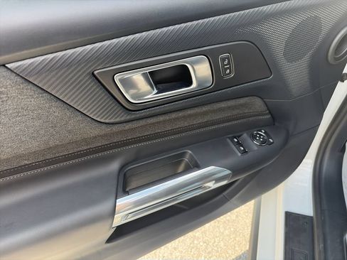 Used 2024 Ford Mustang GT RWD image 18