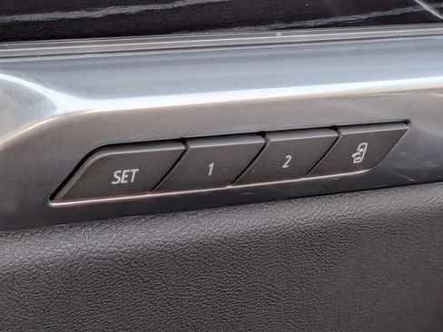 New 2026 Cadillac Escalade Sport w/ LPO, ONYX Package AWD/4WD image 24