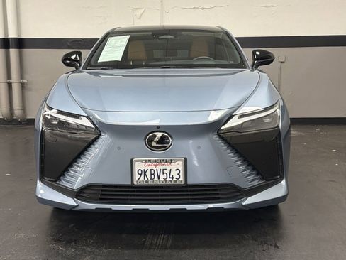 Used 2023 Lexus RZ 450e Premium w/ Technology Package AWD/4WD image 6