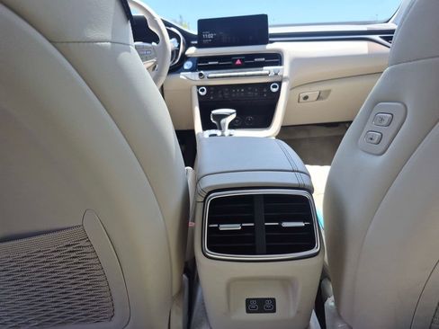 Used 2026 Genesis G70 2.5T Prestige RWD image 23