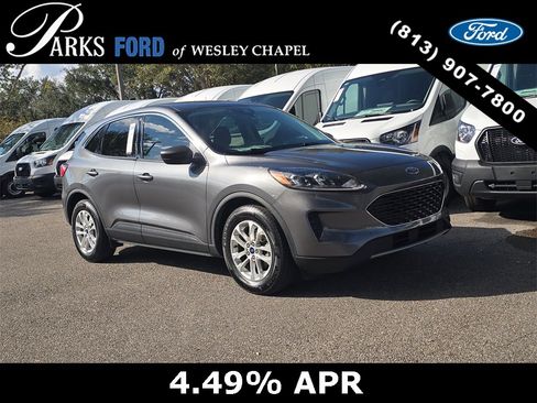 Certified 2022 Ford Escape SE image 1