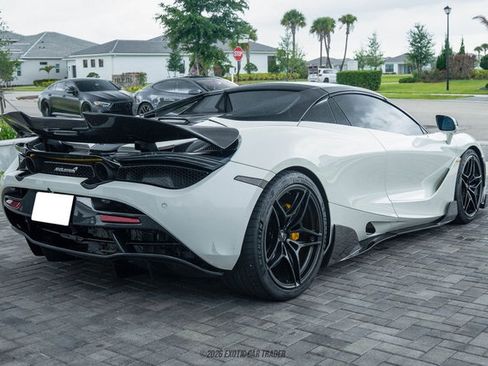 Used 2020 McLaren 720S Performance RWD image 18