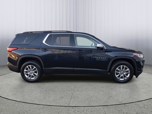Used 2020 Chevrolet Traverse LT w/ Driver Confidence II Package image 24
