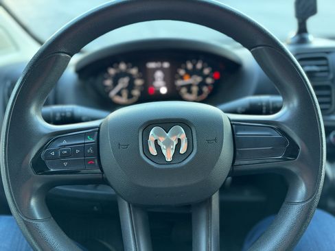 Used 2022 RAM ProMaster 2500 image 21