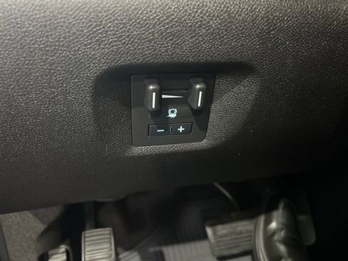 Used 2012 Chevrolet Silverado 2500 LT w/ Interior Plus Package image 17