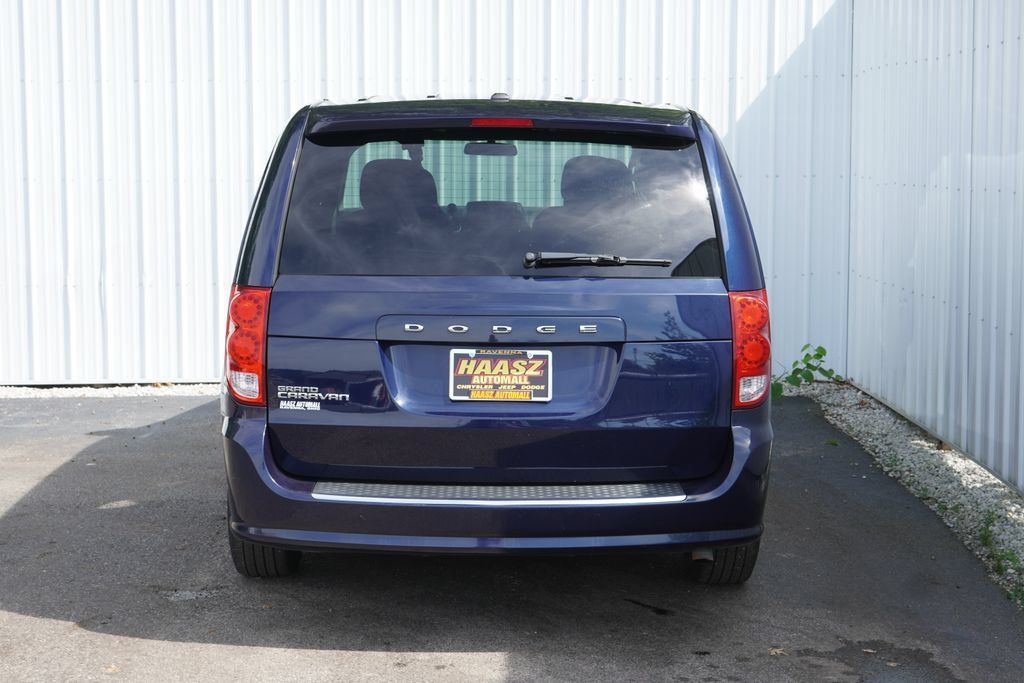 Used 2014 Dodge Grand Caravan SE w/ Quick Order Package 29E SE FWD image 5