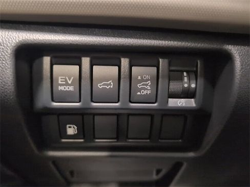 New 2025 Subaru Forester Premium image 23