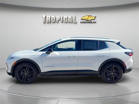 New 2026 Chevrolet Equinox EV LT image 2