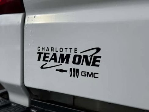 Used 2020 Chevrolet Silverado 1500 LT w/ LT Value Package image 30