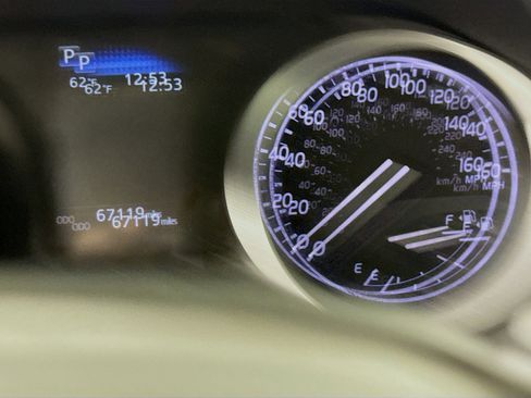 Used 2024 Toyota Camry LE image 13