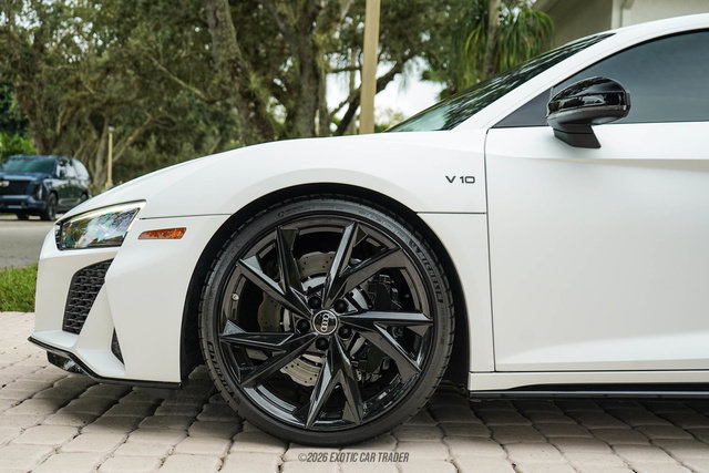 Used 2022 Audi R8 V10 performance RWD image 3