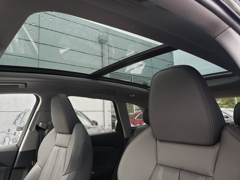 New 2025 Audi Q5 Prestige image 7