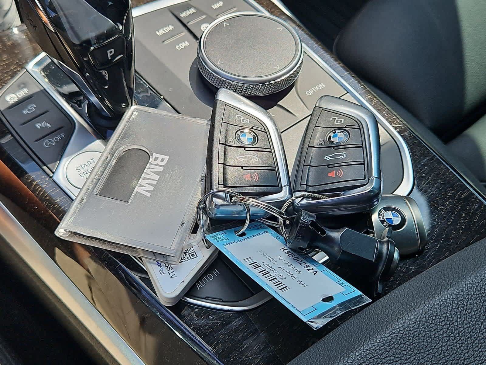 Used 2019 BMW 330i Sedan w/ Premium Package RWD image 37