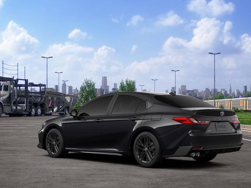 New 2026 Toyota Camry SE FWD image 8