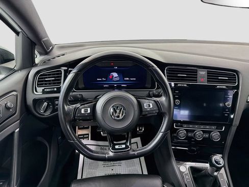Used 2019 Volkswagen Golf R 4-Door AWD/4WD image 21