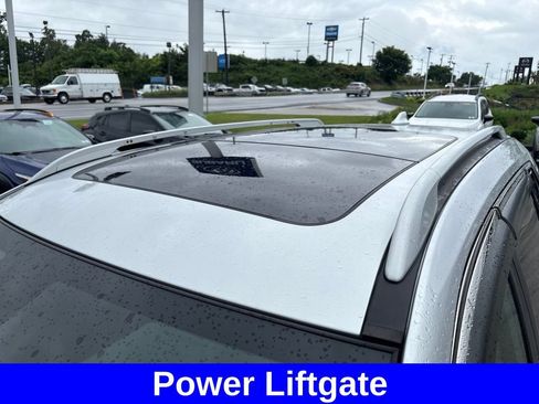 Used 2017 Nissan Rogue SL w/ SL Premium Package AWD/4WD image 10