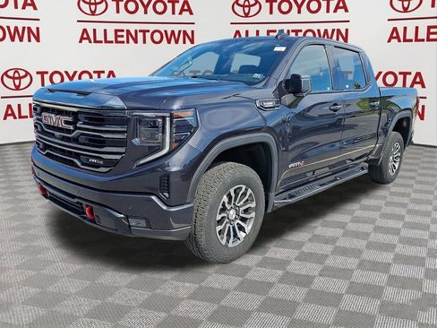 Used 2023 GMC Sierra 1500 AT4 w/ Technology Package AWD/4WD image 3