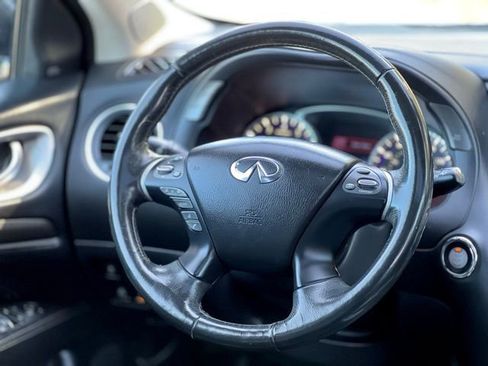 Used 2019 INFINITI QX60 Luxe w/ Essential Package image 34