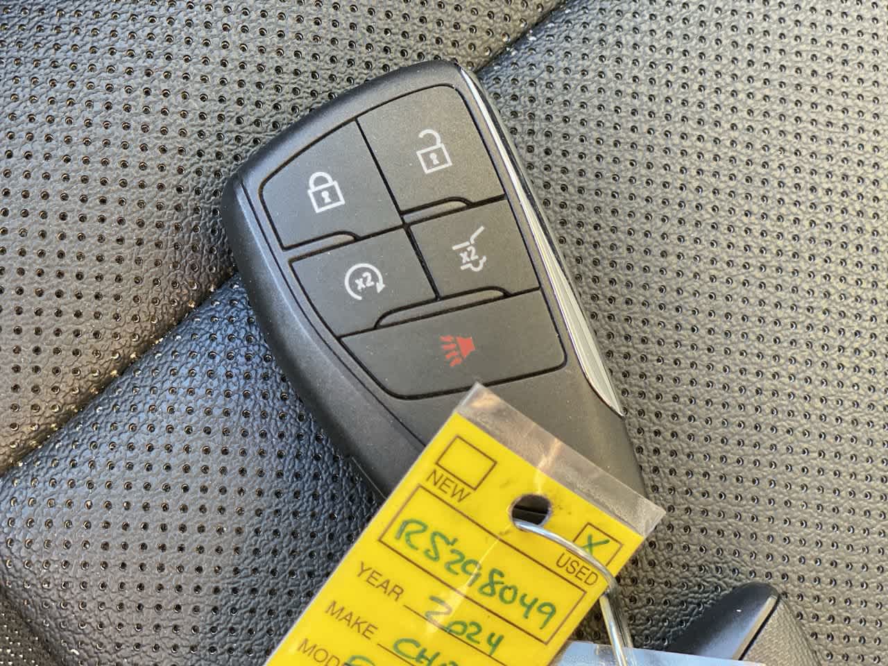 Used 2024 Chevrolet Equinox EV LT AWD/4WD image 26