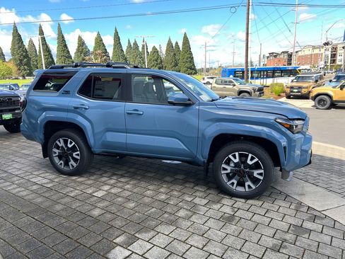 New 2026 Toyota 4Runner TRD Sport Premium AWD/4WD image 6