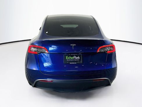 Used 2024 Tesla Model Y Long Range AWD/4WD image 7