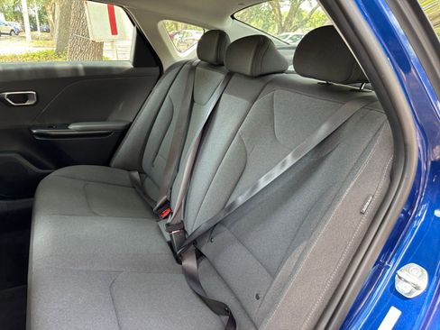 Used 2025 Kia K4 FWD image 37