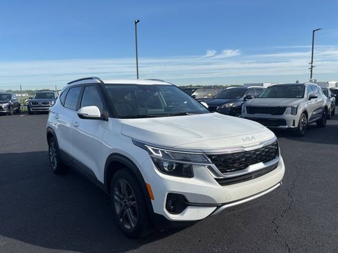 Certified 2023 Kia Seltos S FWD image 1