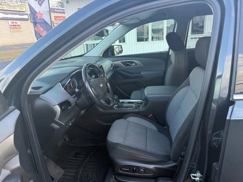 Used 2020 Chevrolet Traverse LT AWD/4WD image 13