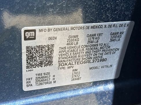 Used 2024 GMC Terrain SLE AWD/4WD image 17