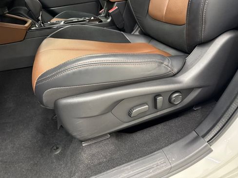 Used 2026 Subaru Forester Touring AWD/4WD image 13
