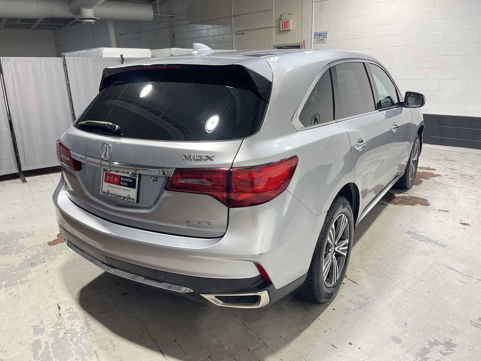 Used 2018 Acura MDX SH-AWD image 26