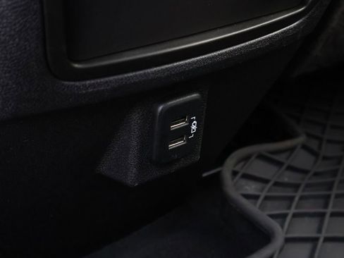 Used 2016 GMC Acadia SLE image 44