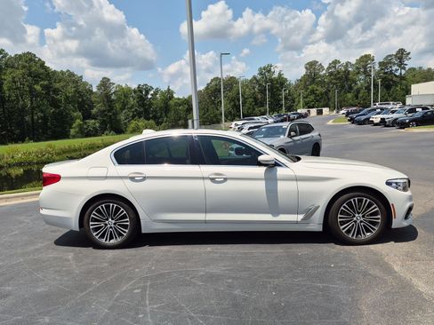 Used 2019 BMW 540i xDrive w/ Convenience Package AWD/4WD image 11