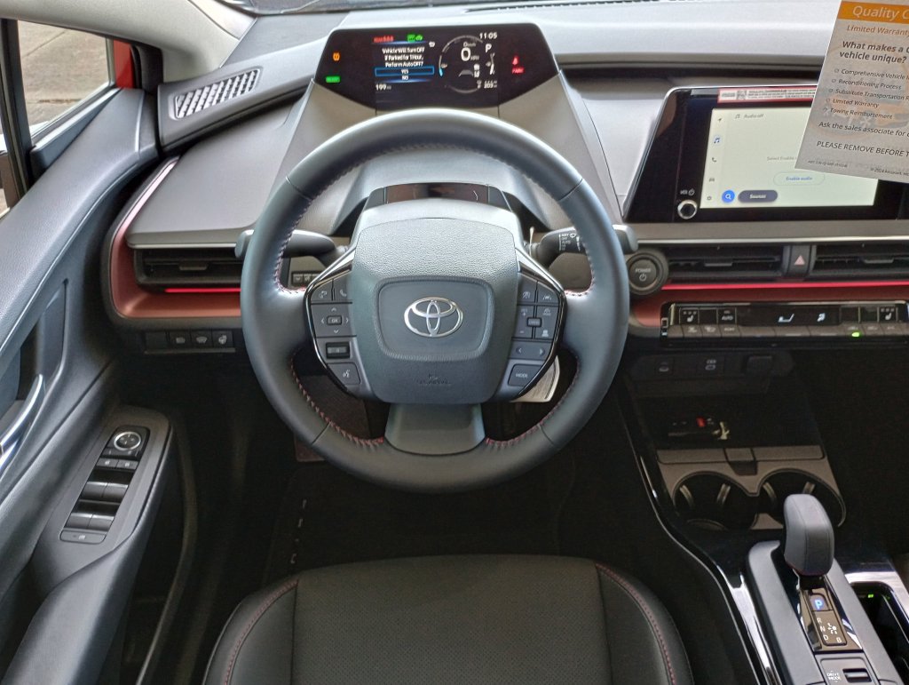 Used 2026 Toyota Prius Plug-In Hybrid FWD image 14
