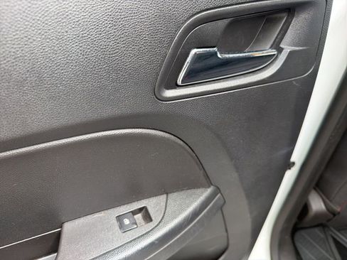 Used 2013 GMC Terrain SLE FWD image 22